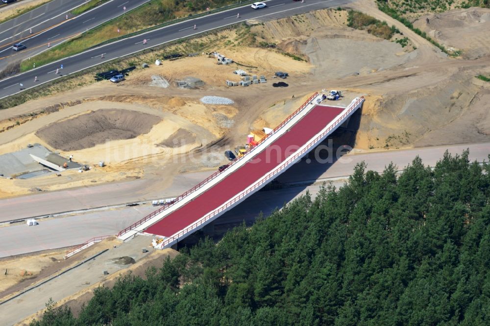 Groß Ziethen aus der Vogelperspektive: Baustelle zum Um- und Ausbau des Autobahndreieck AD Havelland im Bundesland Brandenburg