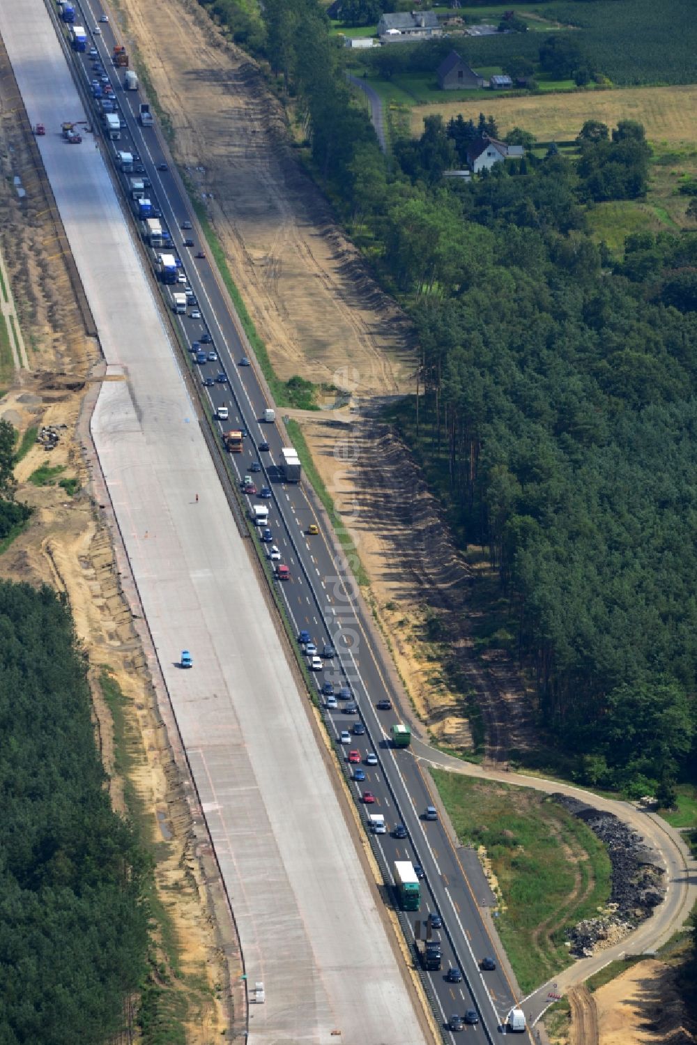 Groß Ziethen aus der Vogelperspektive: Baustelle zum Um- und Ausbau des Autobahndreieck AD Havelland im Bundesland Brandenburg