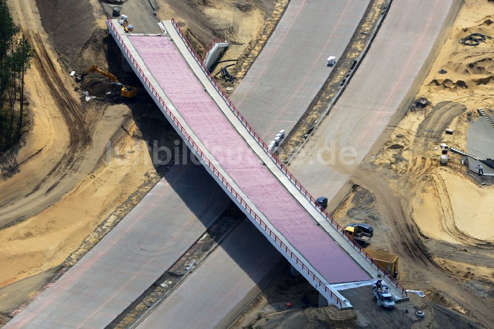 Groß Ziethen von oben - Baustelle zum Um- und Ausbau des Autobahndreieck AD Havelland im Bundesland Brandenburg