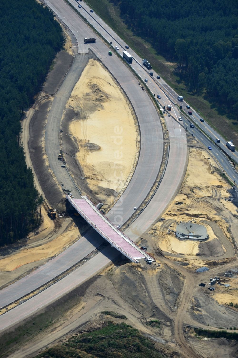 Luftbild Groß Ziethen - Baustelle zum Um- und Ausbau des Autobahndreieck AD Havelland im Bundesland Brandenburg