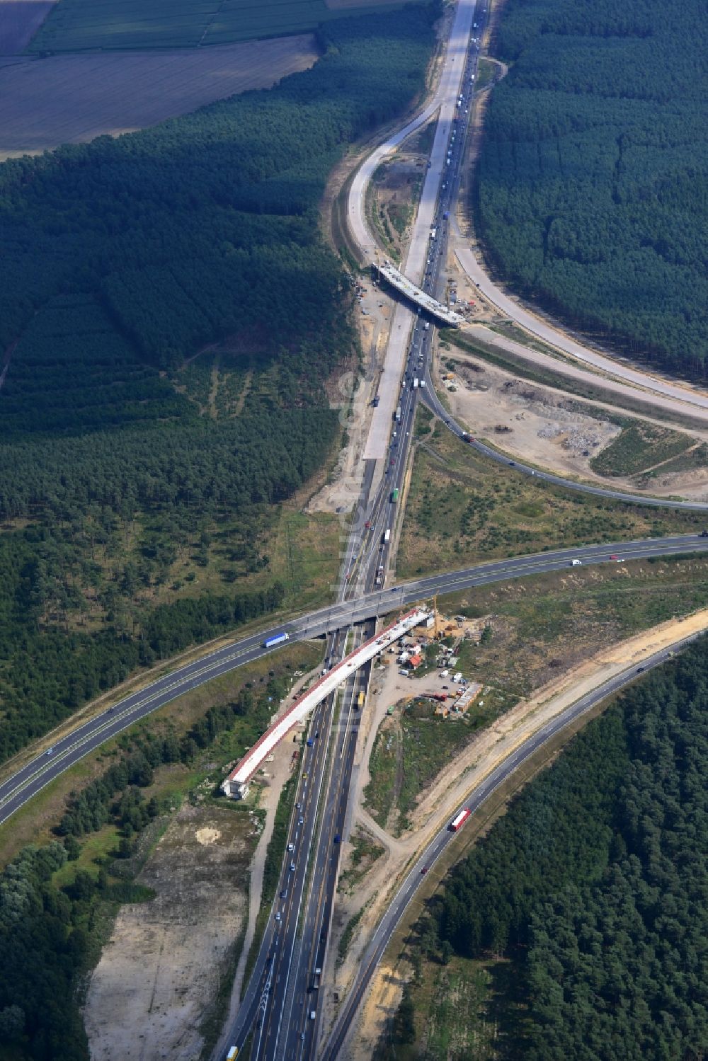 Groß Ziethen von oben - Baustelle zum Um- und Ausbau des Autobahndreieck AD Havelland im Bundesland Brandenburg