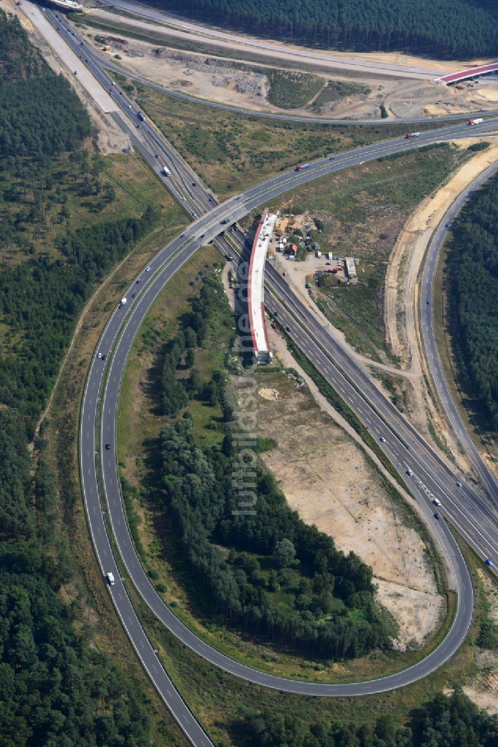 Groß Ziethen von oben - Baustelle zum Um- und Ausbau des Autobahndreieck AD Havelland im Bundesland Brandenburg