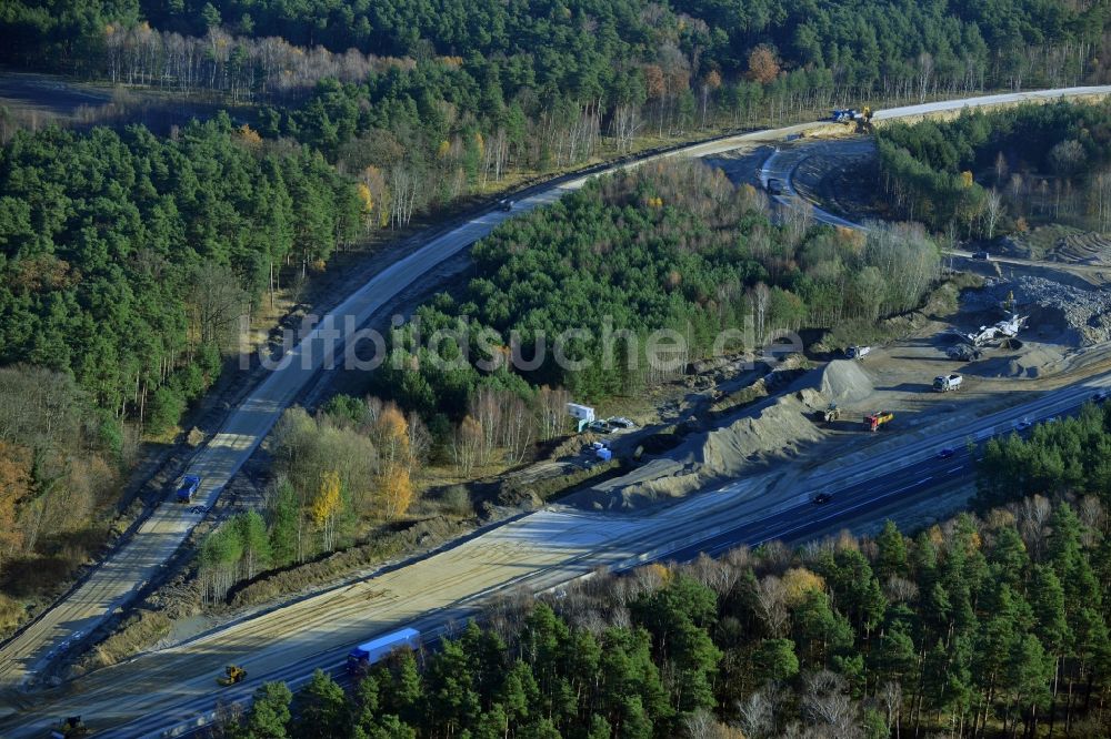 Luftbild Groß Ziethen - Baustelle zum Um- und Ausbau des Autobahndreieck AD Havelland im Bundesland Brandenburg