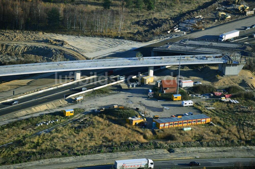 Luftbild Groß Ziethen - Baustelle zum Um- und Ausbau des Autobahndreieck AD Havelland im Bundesland Brandenburg