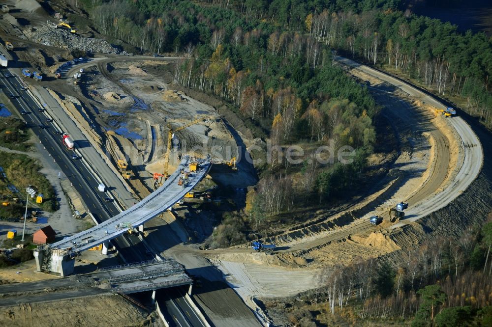 Groß Ziethen von oben - Baustelle zum Um- und Ausbau des Autobahndreieck AD Havelland im Bundesland Brandenburg