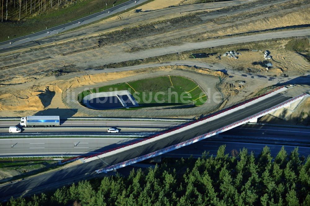 Luftbild Groß Ziethen - Baustelle zum Um- und Ausbau des Autobahndreieck AD Havelland im Bundesland Brandenburg