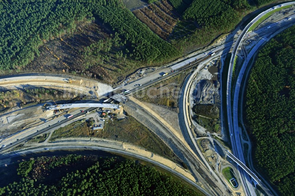 Groß Ziethen von oben - Baustelle zum Um- und Ausbau des Autobahndreieck AD Havelland im Bundesland Brandenburg