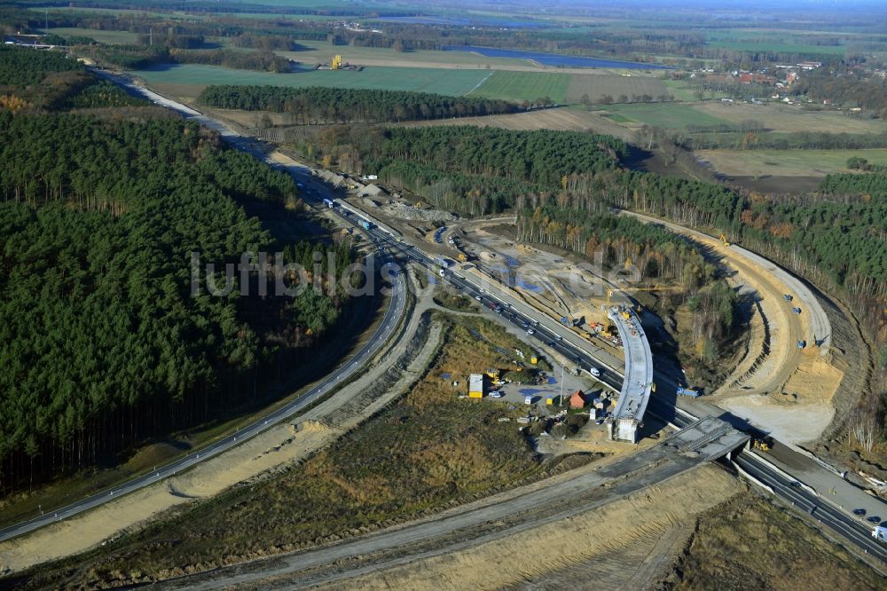 Groß Ziethen von oben - Baustelle zum Um- und Ausbau des Autobahndreieck AD Havelland im Bundesland Brandenburg