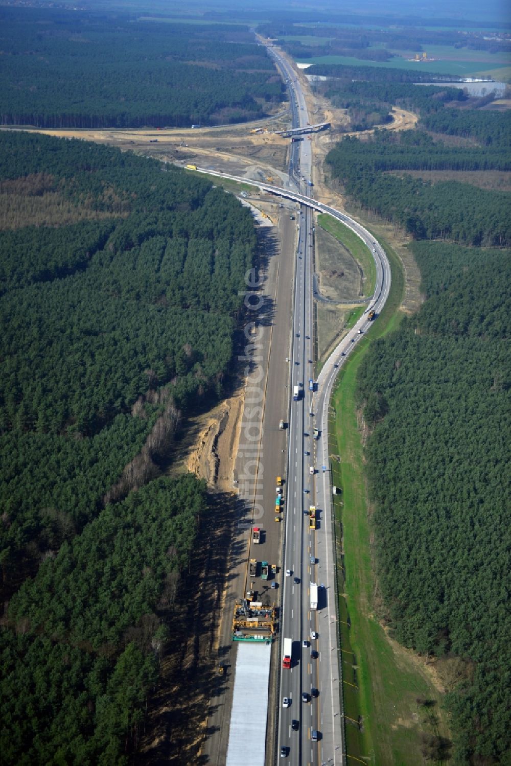 Groß Ziethen von oben - Baustelle zum Um- und Ausbau des Autobahndreieck AD Havelland im Bundesland Brandenburg