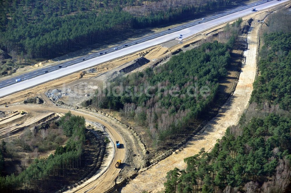 Luftbild Groß Ziethen - Baustelle zum Um- und Ausbau des Autobahndreieck AD Havelland im Bundesland Brandenburg