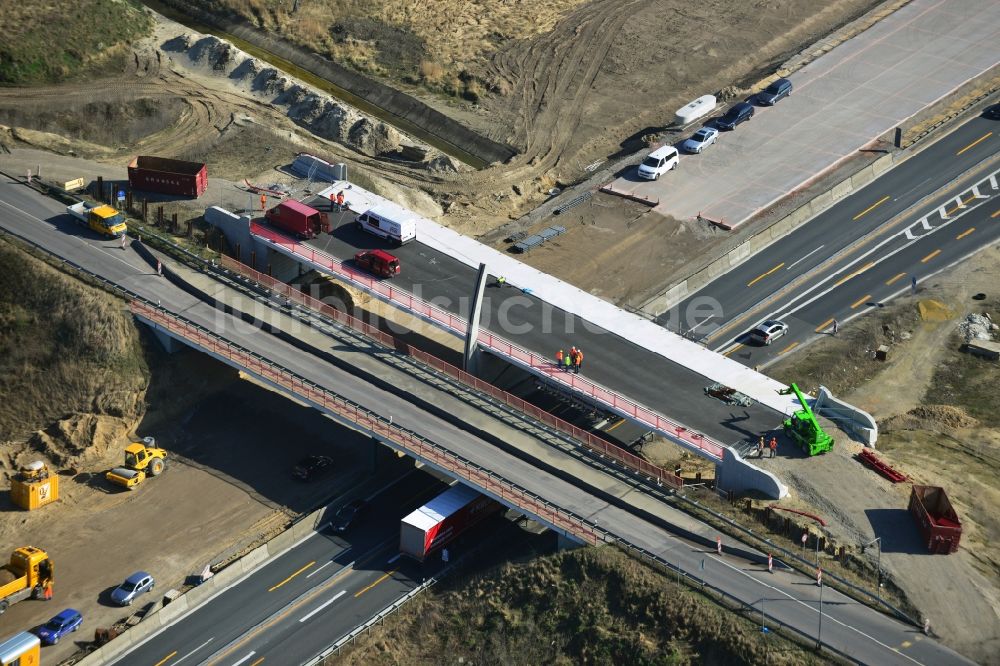 Luftbild Groß Ziethen - Baustelle zum Um- und Ausbau des Autobahndreieck AD Havelland im Bundesland Brandenburg