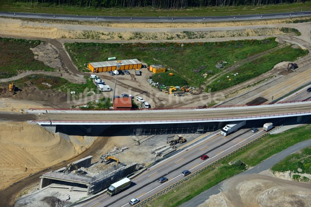 Groß Ziethen von oben - Baustelle zum Um- und Ausbau des Autobahndreieck AD Havelland im Bundesland Brandenburg