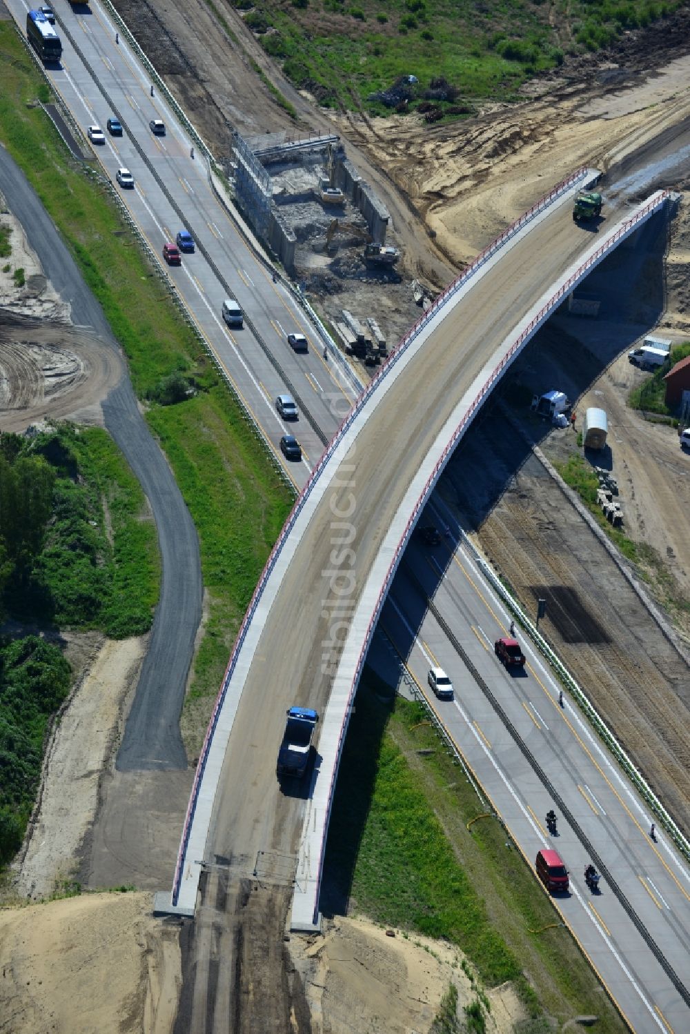 Groß Ziethen aus der Vogelperspektive: Baustelle zum Um- und Ausbau des Autobahndreieck AD Havelland im Bundesland Brandenburg