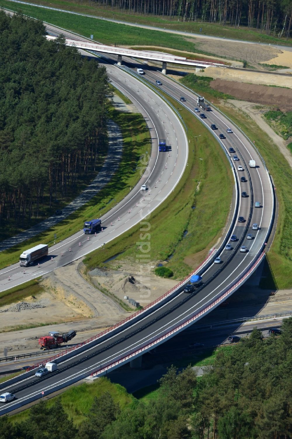 Groß Ziethen aus der Vogelperspektive: Baustelle zum Um- und Ausbau des Autobahndreieck AD Havelland im Bundesland Brandenburg