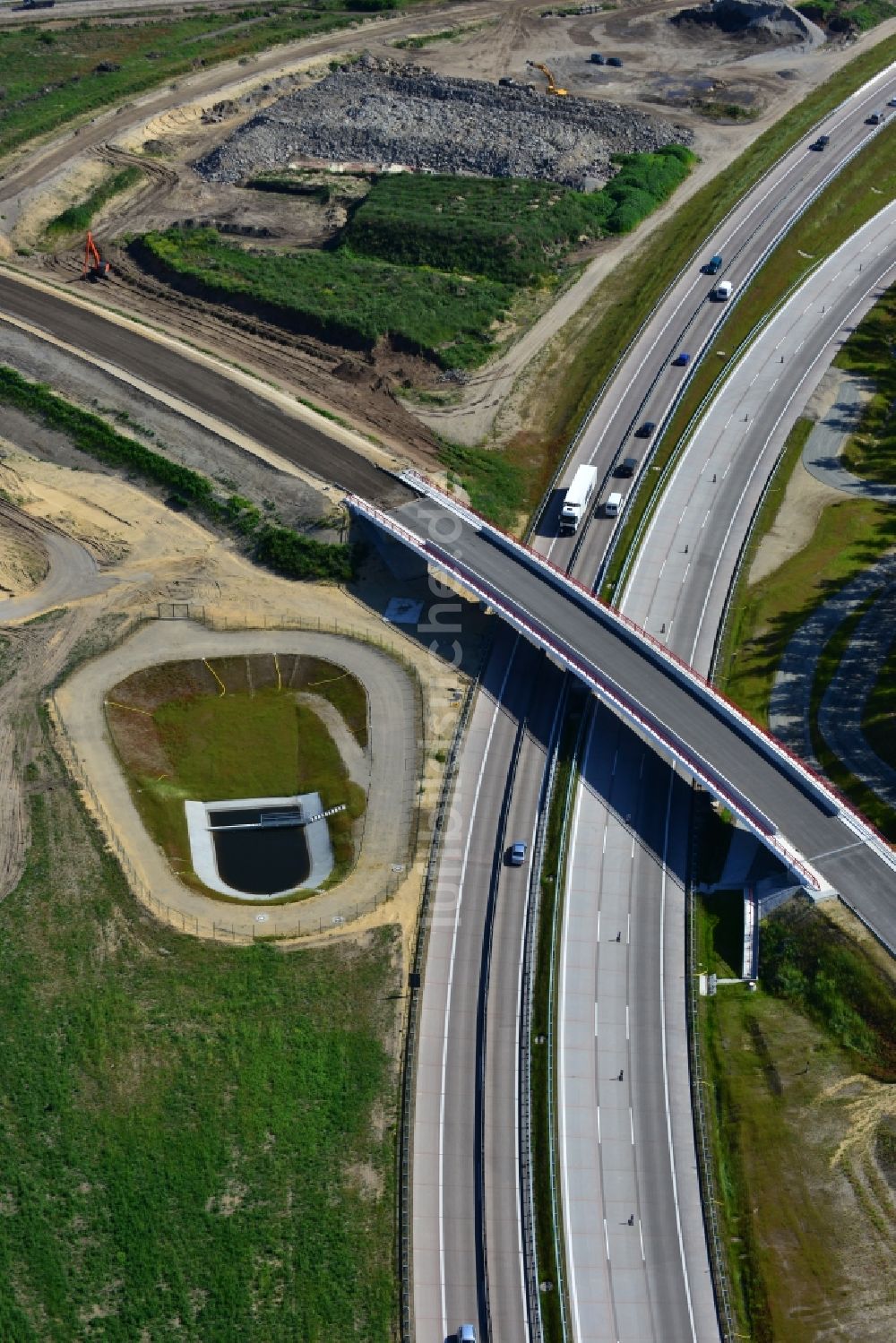 Groß Ziethen von oben - Baustelle zum Um- und Ausbau des Autobahndreieck AD Havelland im Bundesland Brandenburg