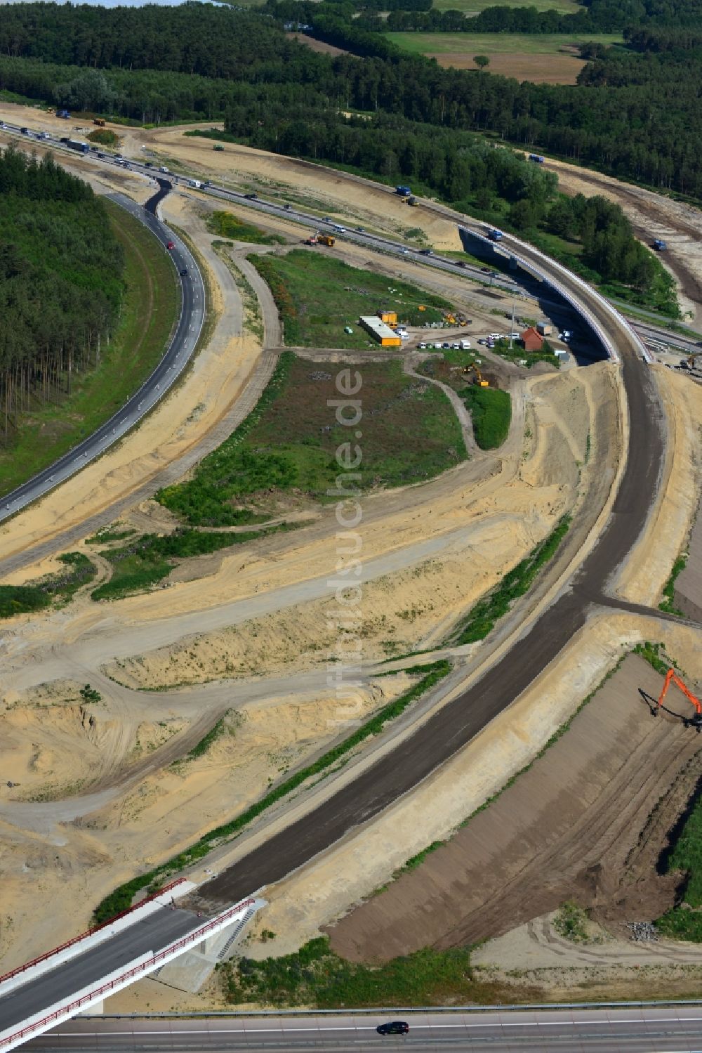 Groß Ziethen aus der Vogelperspektive: Baustelle zum Um- und Ausbau des Autobahndreieck AD Havelland im Bundesland Brandenburg