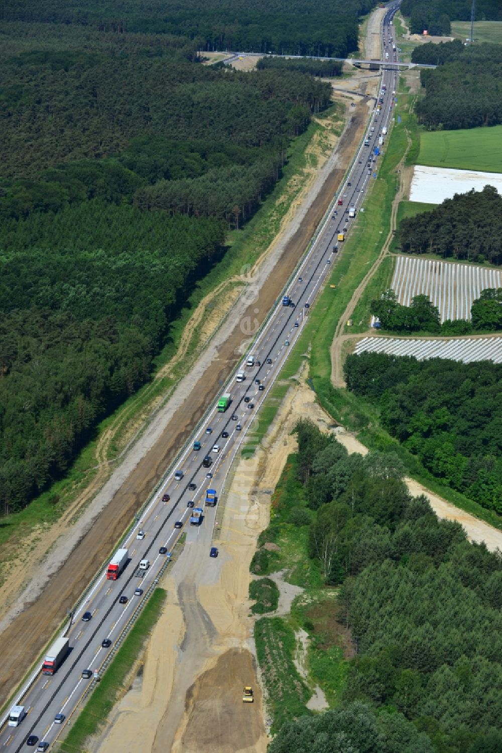 Groß Ziethen von oben - Baustelle zum Um- und Ausbau des Autobahndreieck AD Havelland im Bundesland Brandenburg