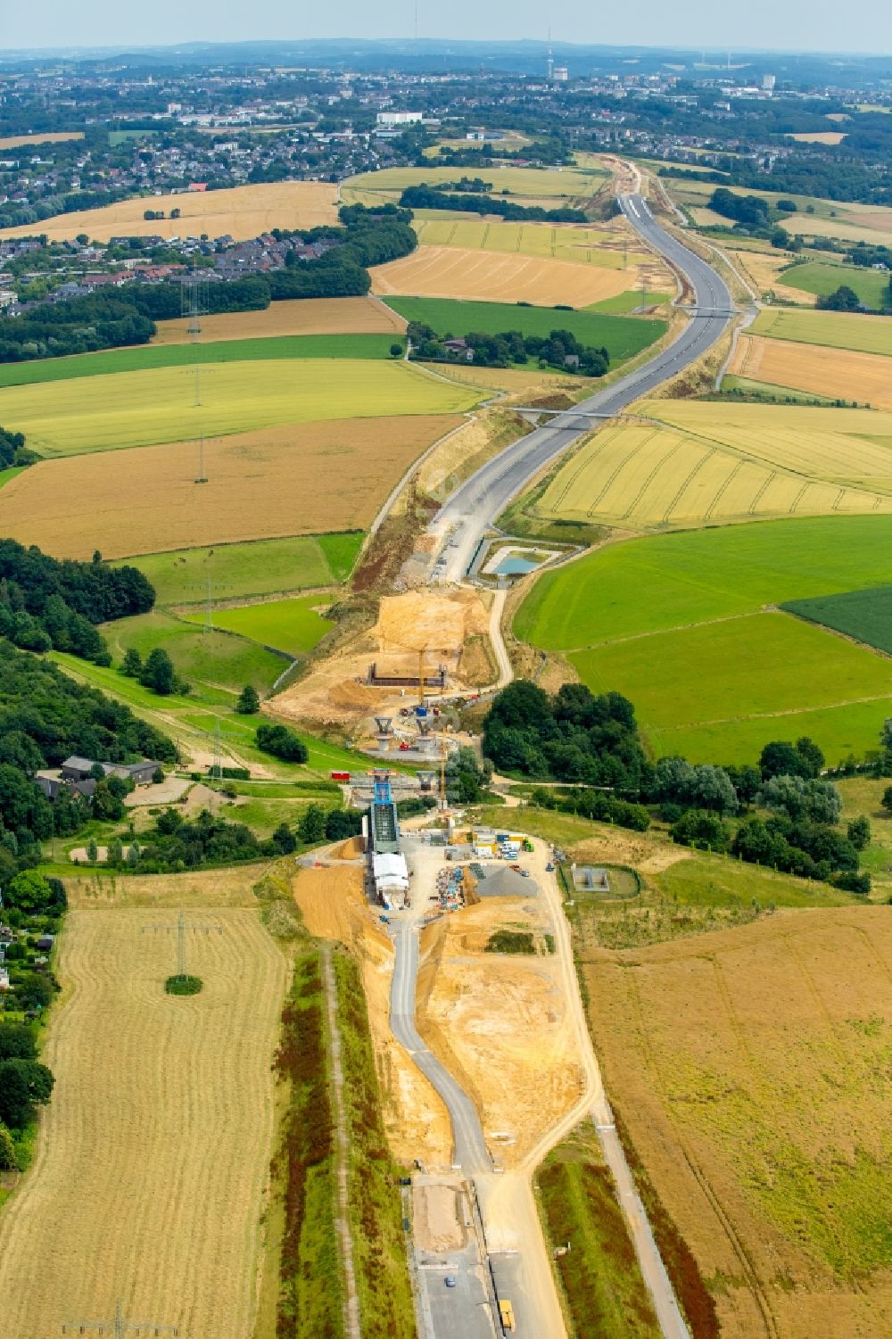 Luftaufnahme Heiligenhaus - Baustelle zum Ausbau der Bundes- Autobahn BAB A44 bei Heiligenhaus im Bundesland Nordrhein-Westfalen NRW