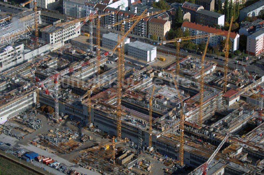 Luftbild Berlin - Baustelle zum BND Neubau im Bezirk Mitte