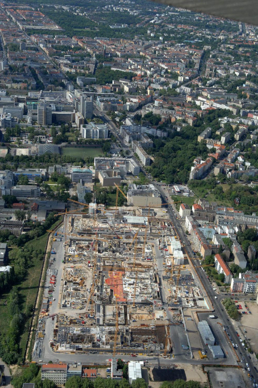 Berlin von oben - Baustelle zum BND Neubau im Bezirk Mitte