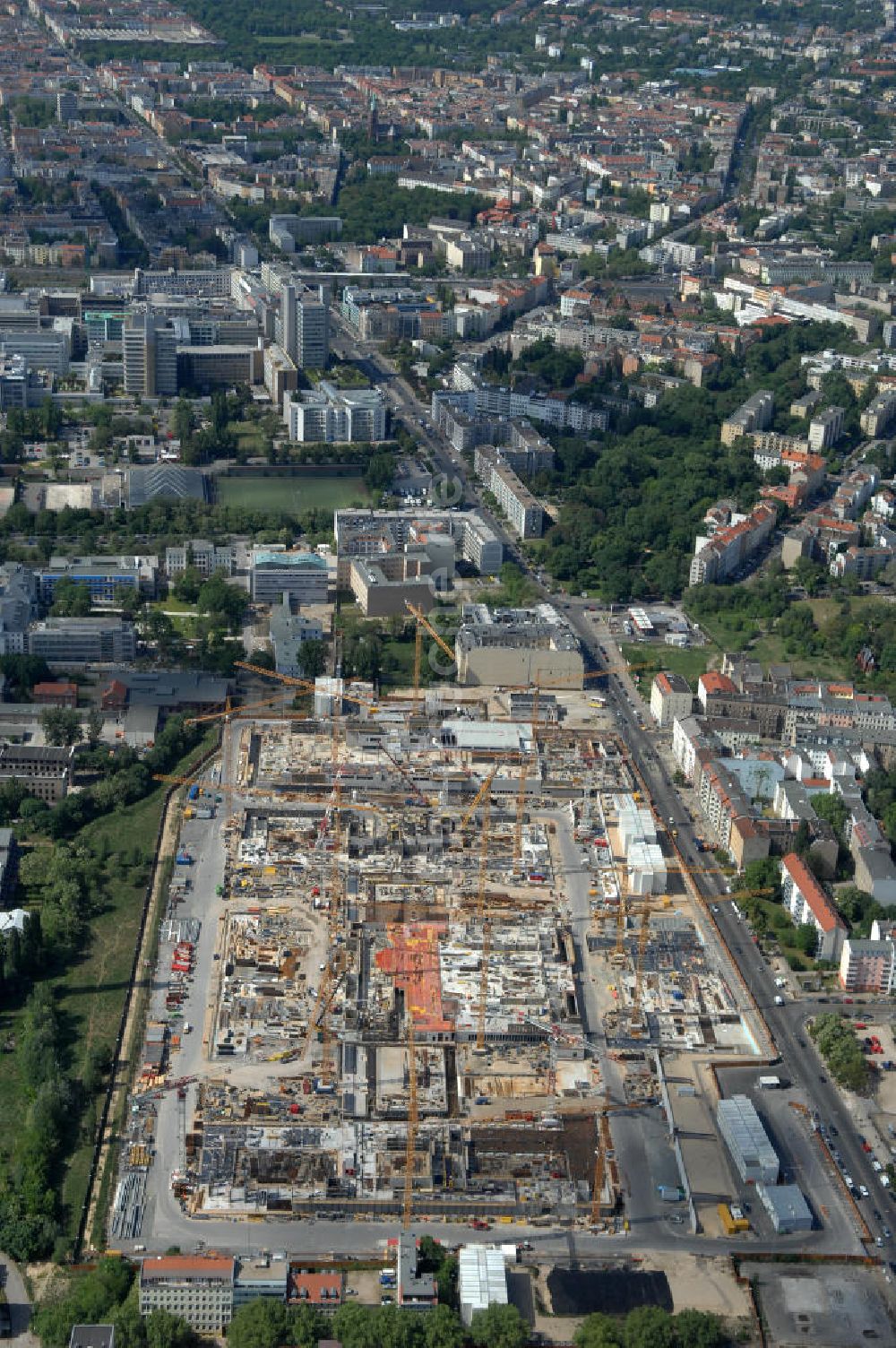 Berlin aus der Vogelperspektive: Baustelle zum BND Neubau im Bezirk Mitte