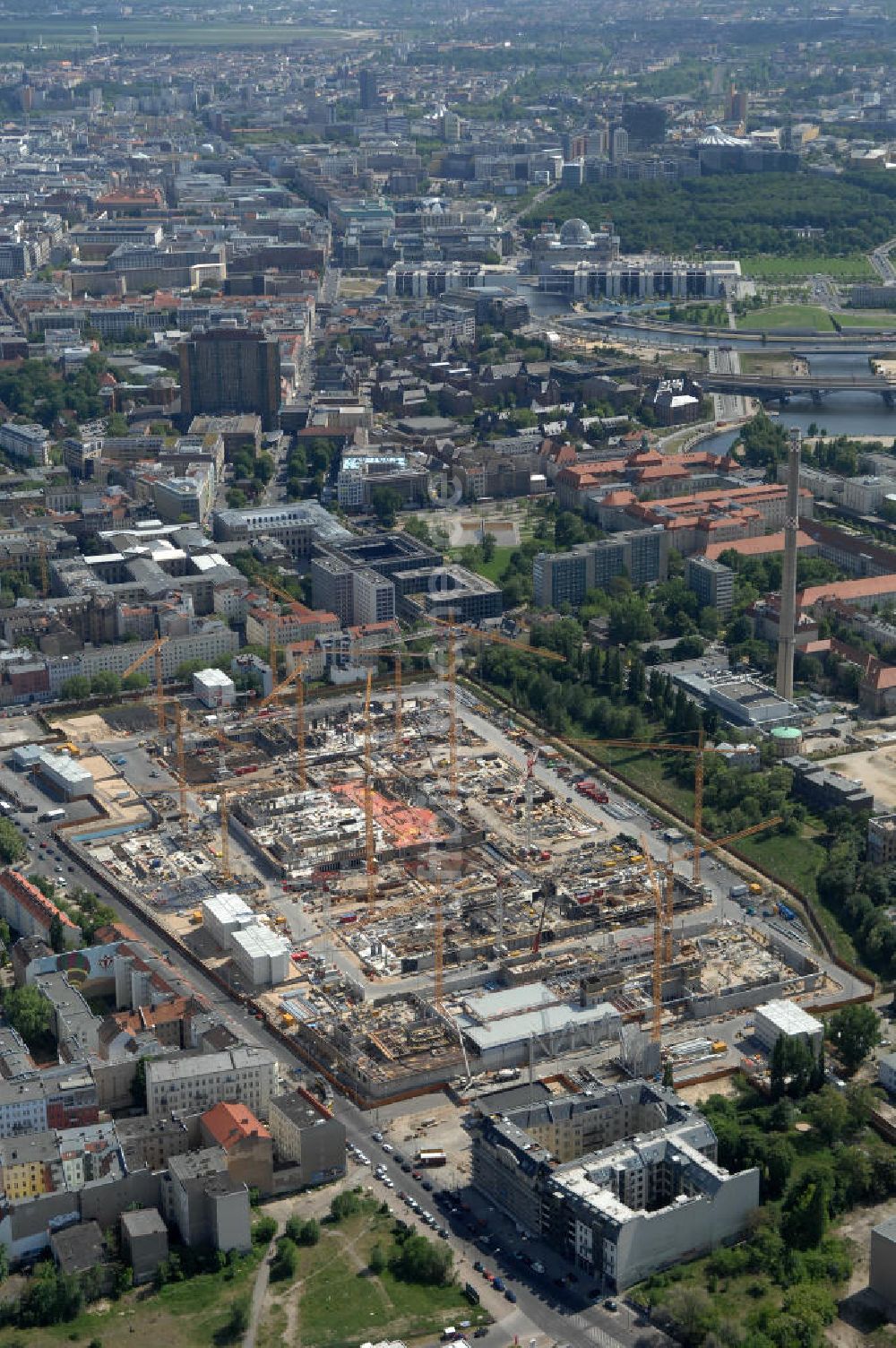 Berlin von oben - Baustelle zum BND Neubau im Bezirk Mitte