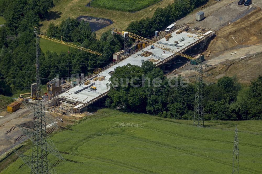 Luftaufnahme Mettmann - Baustelle zum Brückenneubau an der Lindenheider Strasse in Mettmann im Bundesland Nordrhein-Westfalen