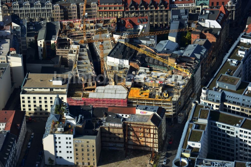 Leipzig aus der Vogelperspektive: Baustelle zum Hotel - Neubau der Motel One Gruppe im Areal an der Ritterstraße - Nikolaistraße im Zentrum von Lepzig in Sachsen