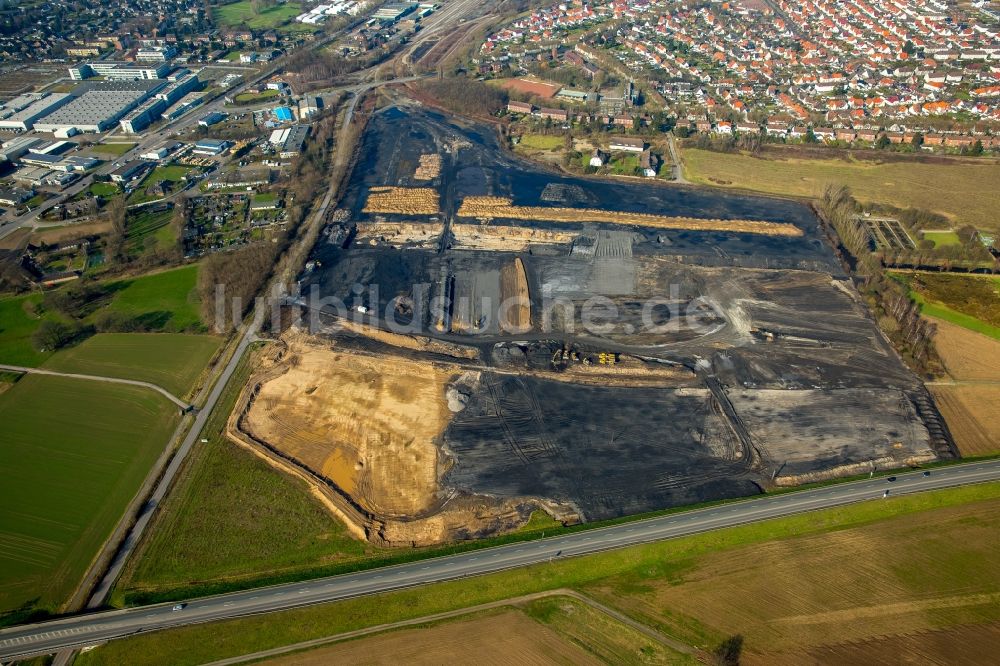 Kamp-Lintfort von oben - Baustelle zum Logistikareal Logport IV auf dem ehemaligen Kohlenlagerplatz des Bergwerks West in Kamp-Lintfort im Bundesland Nordrhein-Westfalen