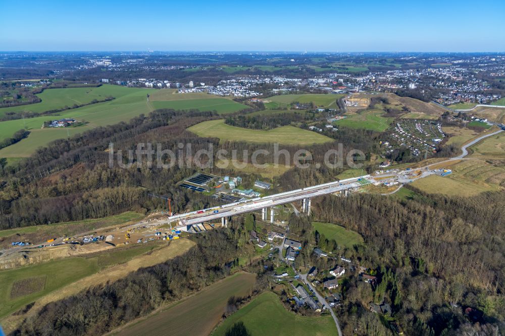 Heiligenhaus aus der Vogelperspektive: Baustelle zum Neubau der Angerbachtalbrücke der BAB A44 in Hofermühle im Bundesland Nordrhein-Westfalen, Deutschland