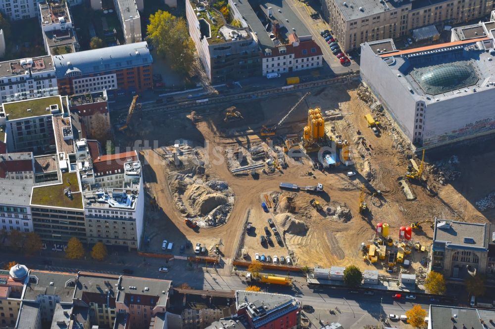 Luftaufnahme Berlin - Baustelle zum Neubau auf dem Areal am Tacheles an der Oranienburger Straße im Ortsteil Mitte in Berlin, Deutschland