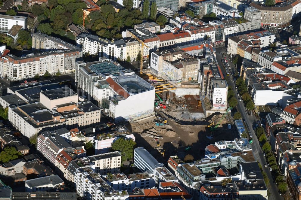 Berlin von oben - Baustelle zum Neubau auf dem Areal am Tacheles an der Oranienburger Straße im Ortsteil Mitte in Berlin, Deutschland