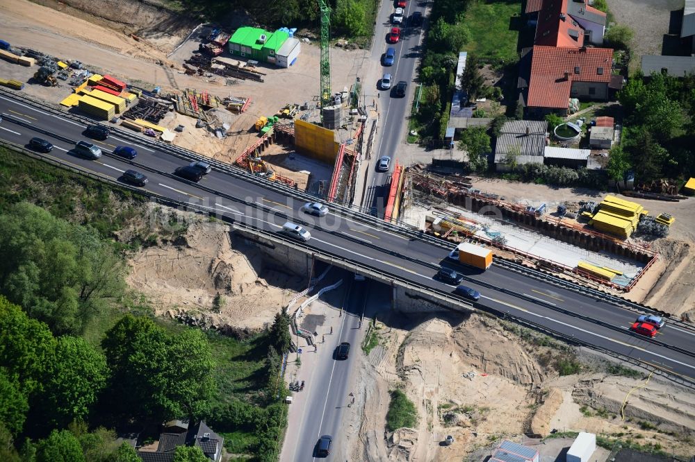 Mühlenbecker Land von oben - Baustelle zum Neubau der Autobahn- Brücke der BAB A10 an der Abfahrt im Ortsteil Summt in Mühlenbecker Land im Bundesland Brandenburg, Deutschland