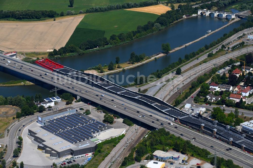 Heilbronn aus der Vogelperspektive: Baustelle zum Neubau des Autobahn- Brücke Neckartalübergang der BAB A6 in Heilbronn im Bundesland Baden-Württemberg, Deutschland