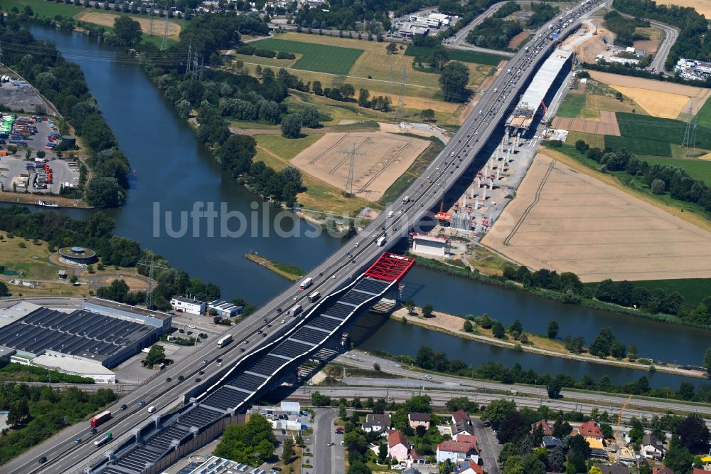 Heilbronn aus der Vogelperspektive: Baustelle zum Neubau des Autobahn- Brücke Neckartalübergang der BAB A6 in Heilbronn im Bundesland Baden-Württemberg, Deutschland