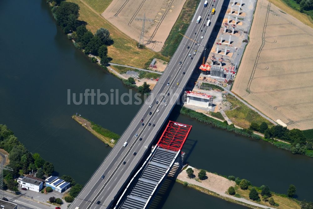 Luftbild Heilbronn - Baustelle zum Neubau des Autobahn- Brücke Neckartalübergang der BAB A6 in Heilbronn im Bundesland Baden-Württemberg, Deutschland