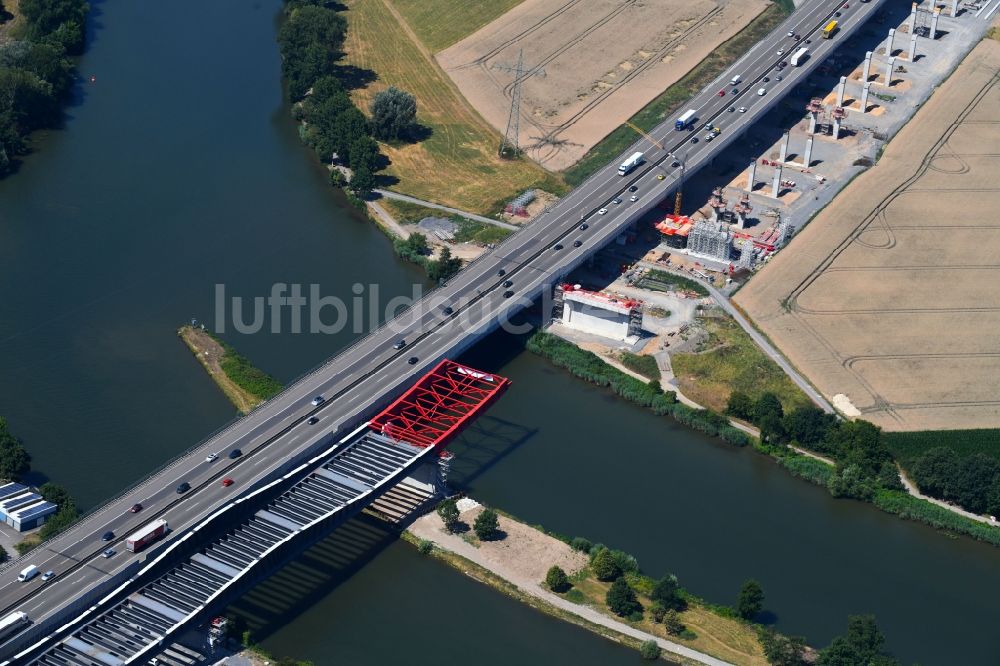 Heilbronn von oben - Baustelle zum Neubau des Autobahn- Brücke Neckartalübergang der BAB A6 in Heilbronn im Bundesland Baden-Württemberg, Deutschland