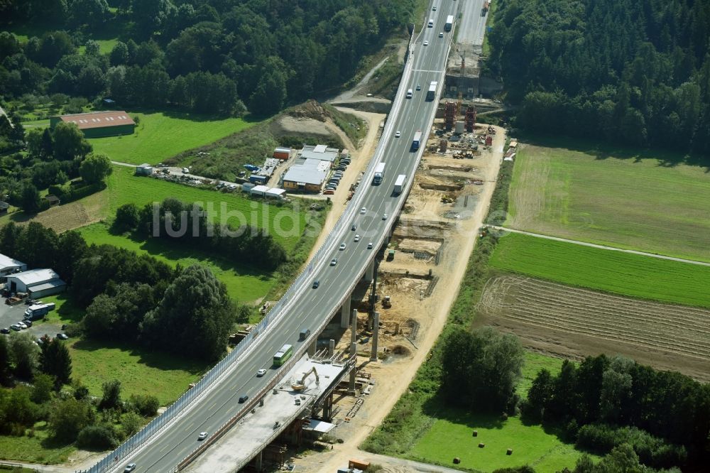 Luftaufnahme Münchholzhausen - Baustelle zum Neubau des Autobahn- Brückenbauwerk der BAB A45 in Münchholzhausen im Bundesland Hessen, Deutschland