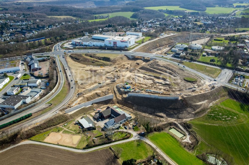 Velbert von oben - Baustelle zum Neubau am Autobahn- Streckenverlauf der BAB A44 zur Abfahrt der Bundesstraße B227 im Ortsteil Hetterscheidt in Velbert im Bundesland Nordrhein-Westfalen