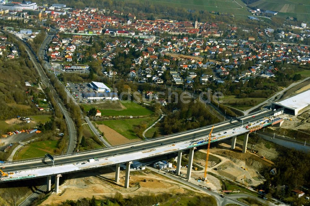 Luftaufnahme Würzburg - Baustelle zum Neubau der Autobahn- Trasse der Talbrücke Heidingsfeld entlang der BAB3 im Ortsteil Heidingsfeld in Würzburg im Bundesland Bayern, Deutschland