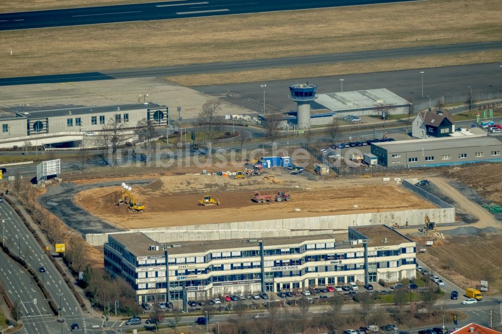 Luftaufnahme Holzwickede - Baustelle zum Neubau des Autohandels- Gebäude des Autohauses Porsche Zentrum Dortmund der Hülpert GmbH an der Bertha-Krupp-Straße in Holzwickede im Bundesland Nordrhein-Westfalen, Deutschland