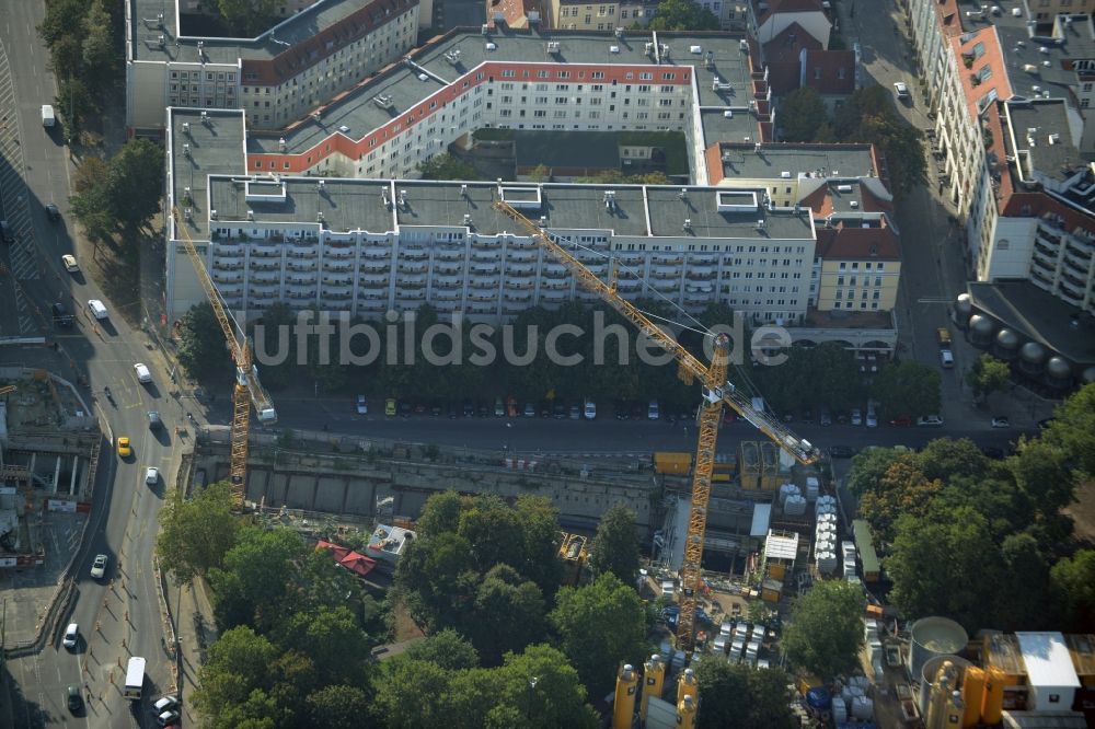 Luftbild Berlin - Baustelle zum Neubau des U-Bahnhofes Berliner Rathaus der Linie U5 im Ortsteil Mitte in Berlin