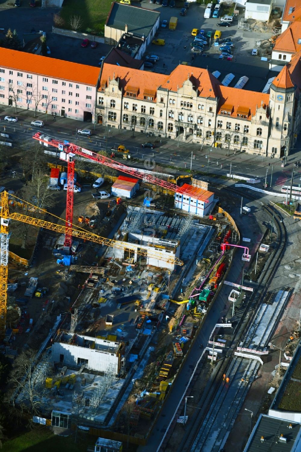 Dessau aus der Vogelperspektive: Baustelle zum Neubau Bauhaus-Museum im Stadtpark an der Kavalierstraße Ecke Friedrichstraße in Dessau im Bundesland Sachsen-Anhalt, Deutschland