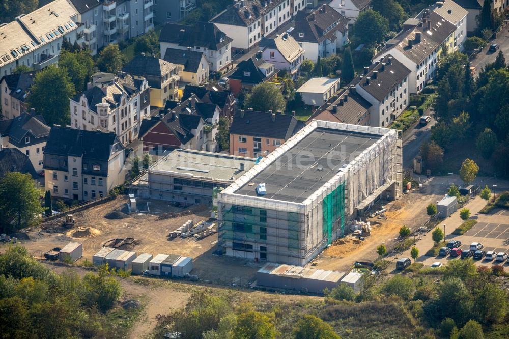 Luftaufnahme Siegen - Baustelle zum Neubau des Bildungsinstitut für Gesundheitsberufe in Südwestfalen in Siegen im Bundesland Nordrhein-Westfalen, Deutschland