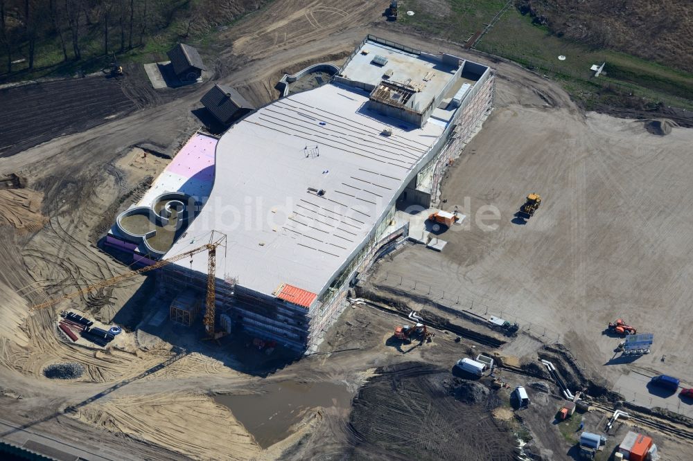 Werder Havel von oben - Baustelle zum Neubau der BlütenTherme Werder (Havel) mit Thermalsole- und Saunalandschaft in Werder Havel im Bundesland Brandenburg