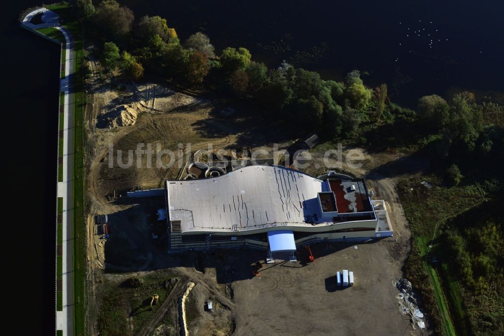 Luftaufnahme Werder Havel - Baustelle zum Neubau der BlütenTherme Werder (Havel) mit Thermalsole- und Saunalandschaft in Werder Havel im Bundesland Brandenburg