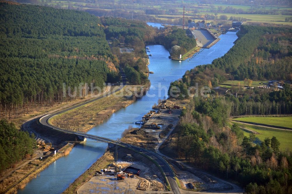 Eberswalde von oben - Baustelle zum Neubau eines Brückenbauwerkes entlang der Bundesstraße L 291 über den Finowkanal - Havel-Oder-Wasserstraße ( HOW ) bei Eberswalde in Brandenburg