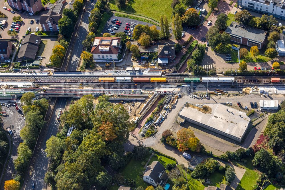 Luftbild Voerde (Niederrhein) - Baustelle zum Neubau der Brückenkonstruktion über die Steinstraße in Voerde (Niederrhein) im Bundesland Nordrhein-Westfalen, Deutschland