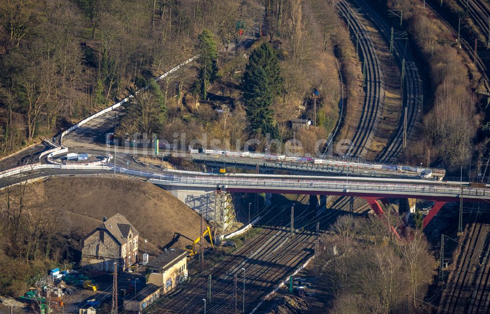 Bochum aus der Vogelperspektive: Baustelle zum Neubau der Brückenkonstruktion Brücke am Lohring im Ortsteil Innenstadt in Bochum im Bundesland Nordrhein-Westfalen, Deutschland