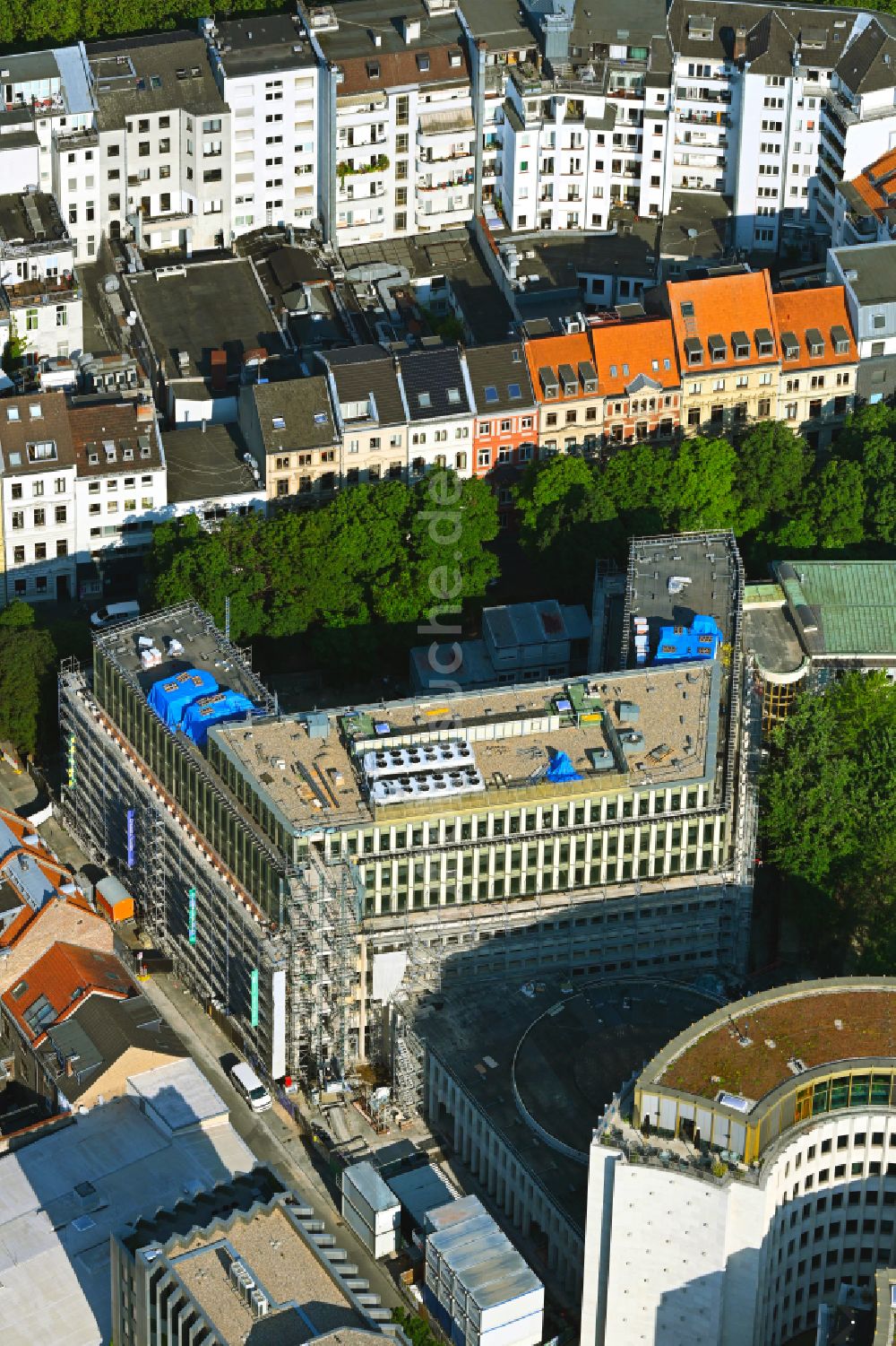 Luftaufnahme Köln - Baustelle zum Neubau eines Büro- und Geschäftshaus- Ensemble gerling garden in Köln im Bundesland Nordrhein-Westfalen, Deutschland